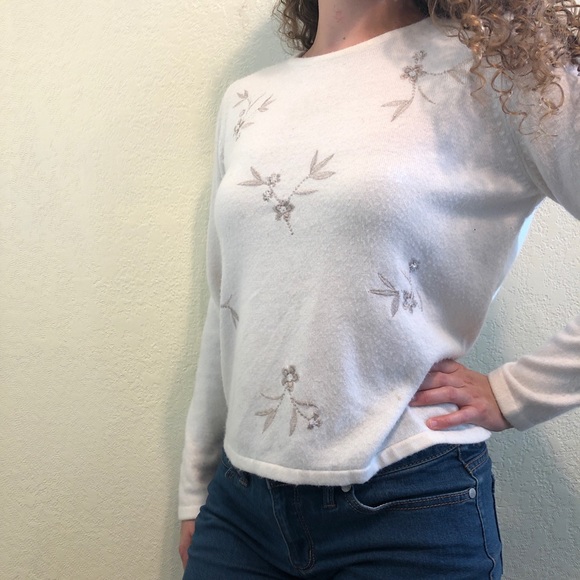 Laura Scott Petites white embroidered sweater - Picture 3 of 6